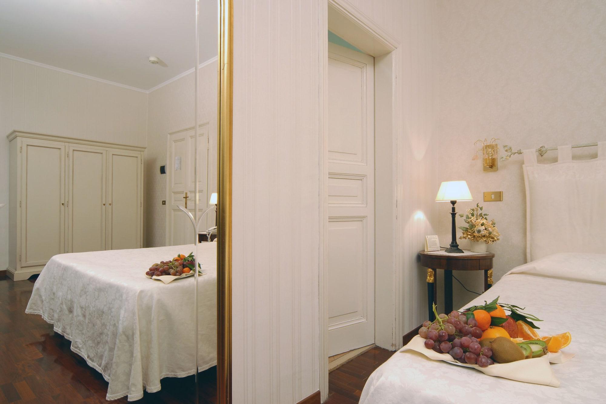 Hotel Villa Aricia Ariccia Exteriör bild