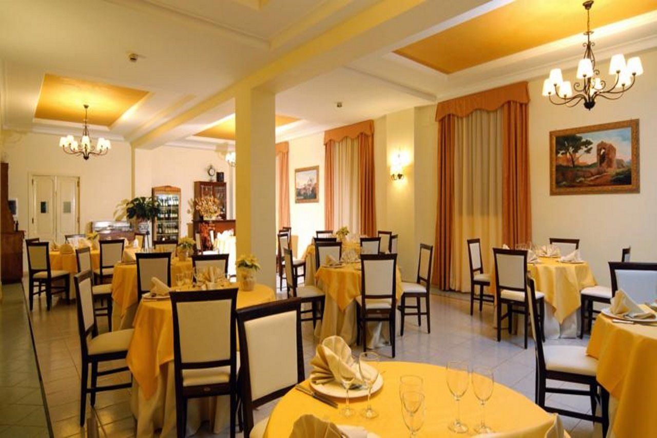 Hotel Villa Aricia Ariccia Exteriör bild